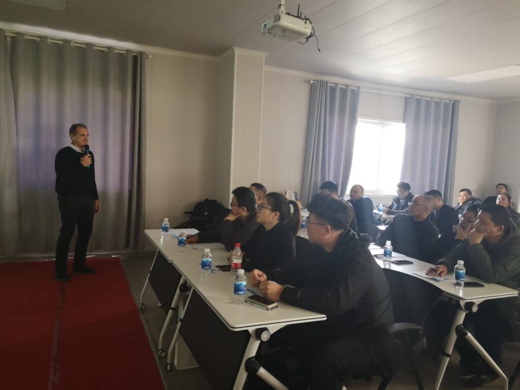 mmexport1764576872663